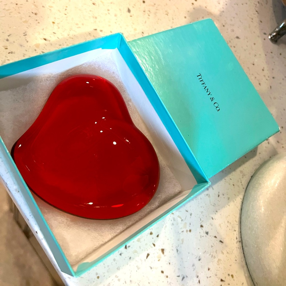 Tiffany & Co Red Crystal Heart Paperweight. Signed and New!
